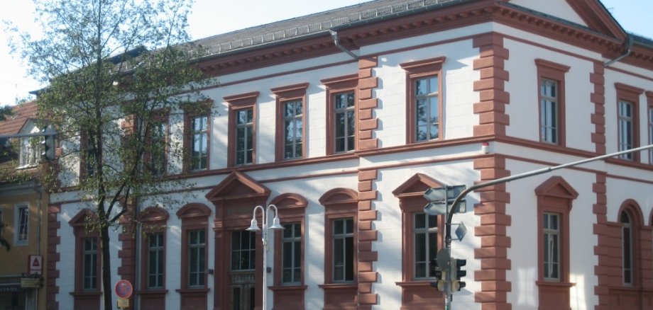 Ehemaliges Amtsgericht in der Georg-August-Zinn-Straße