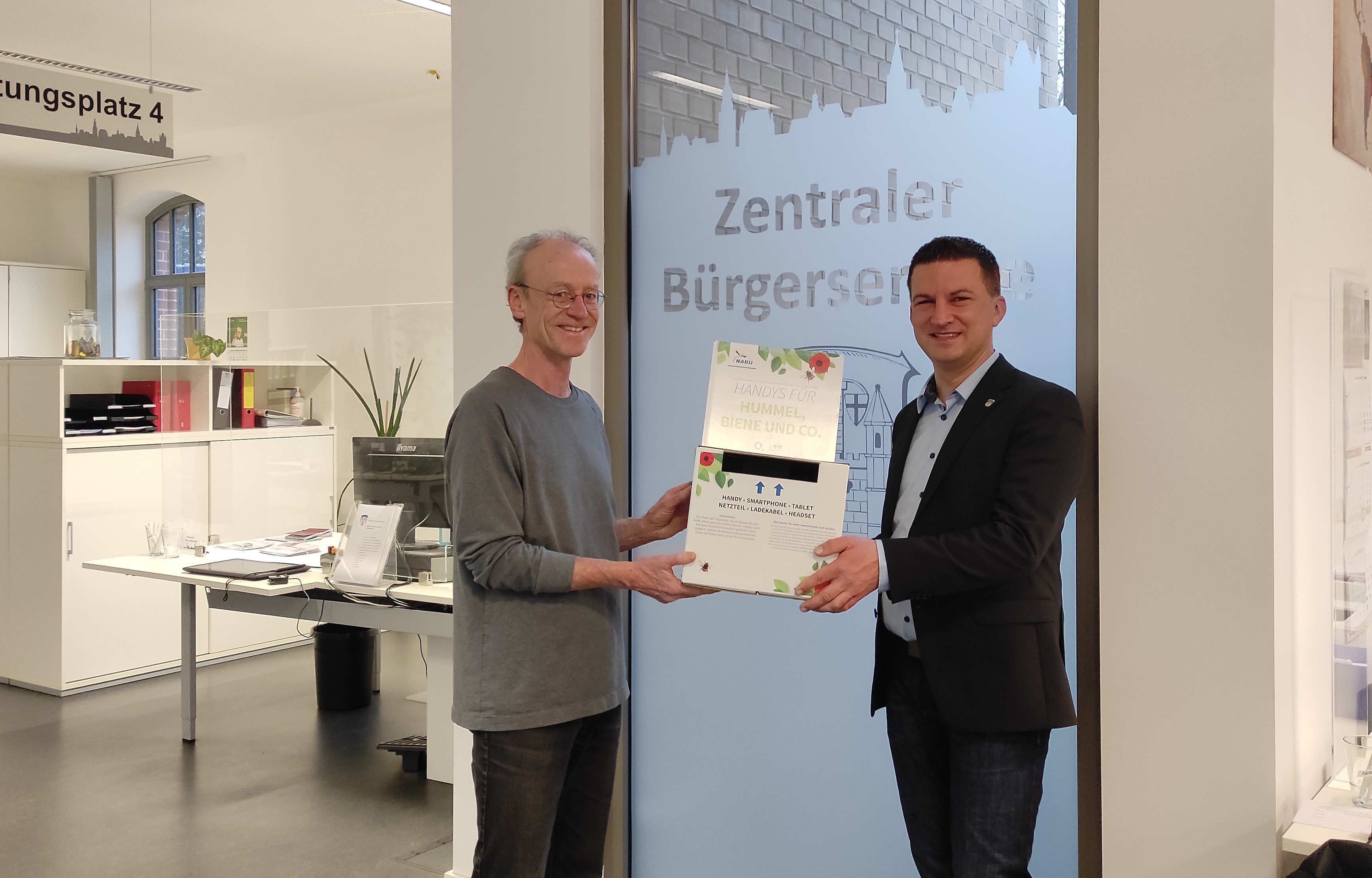 Jörg Naumann und Bürgermeister Kirch