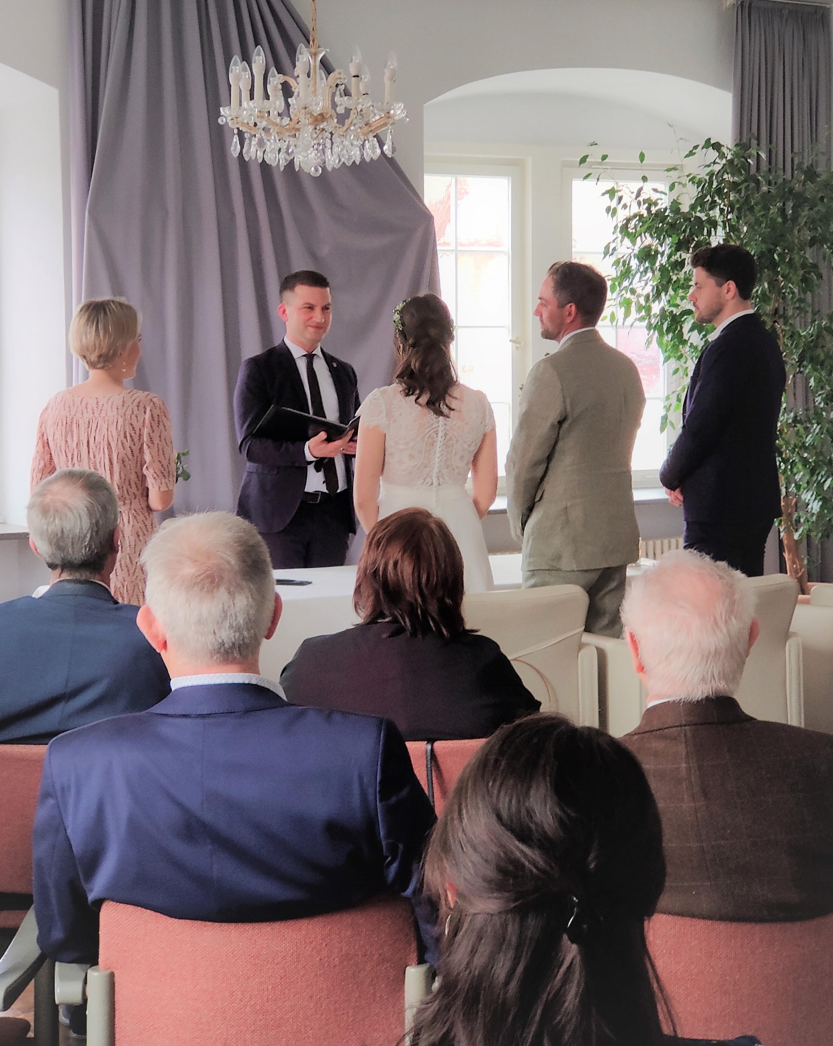 Brautpaar Diehl und Bürgermeister Kirch