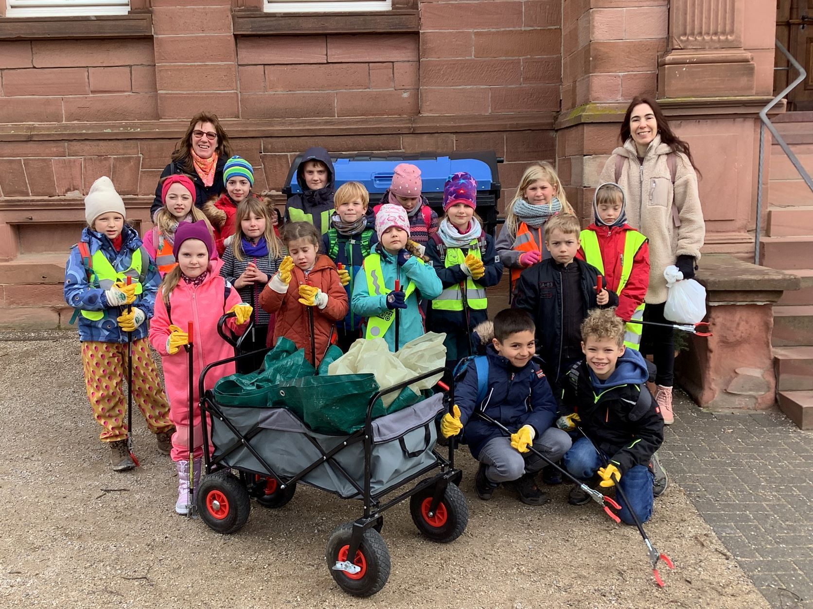 Müllsammelaktion Heubacher Schule