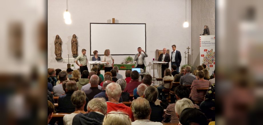 Bürgerinformationsveranstaltung in katholischer Kirche in Dorndiel