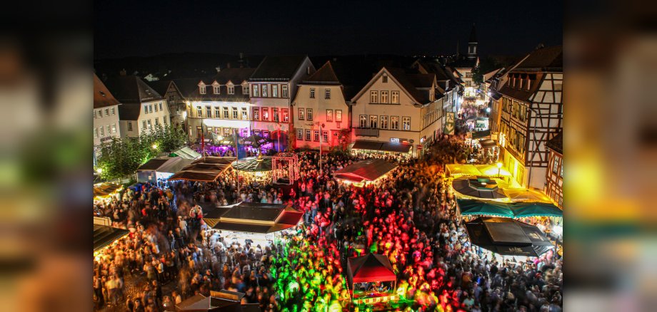 Winzerfestnacht auf dem Marktplatz