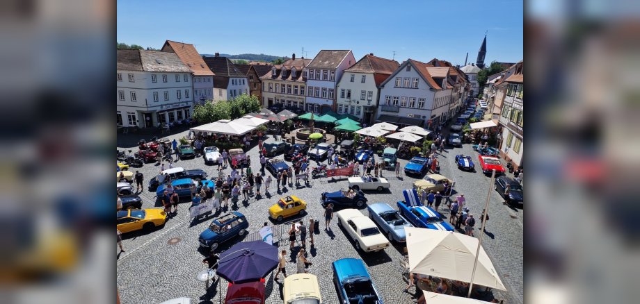 Oldtimertreffen auf dem Marktplatz