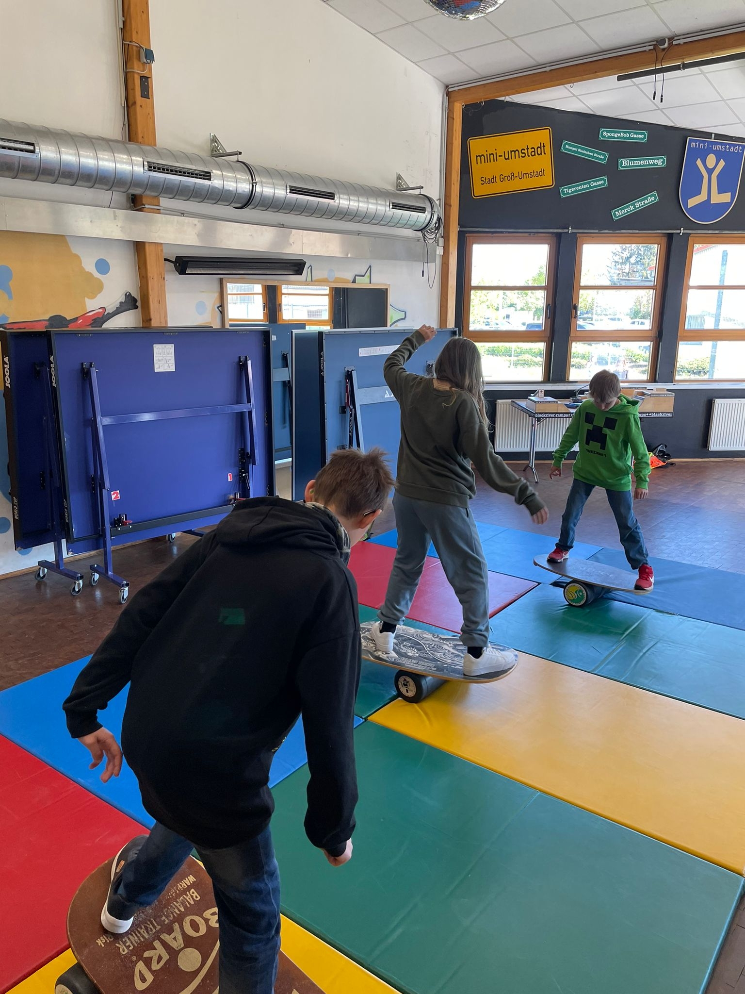 Schüler der Otzbergschule zu Gast im JUZ