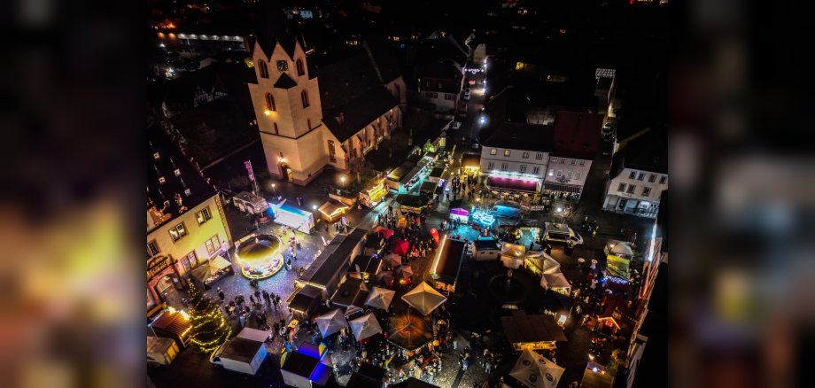 Adventsmarkt von oben