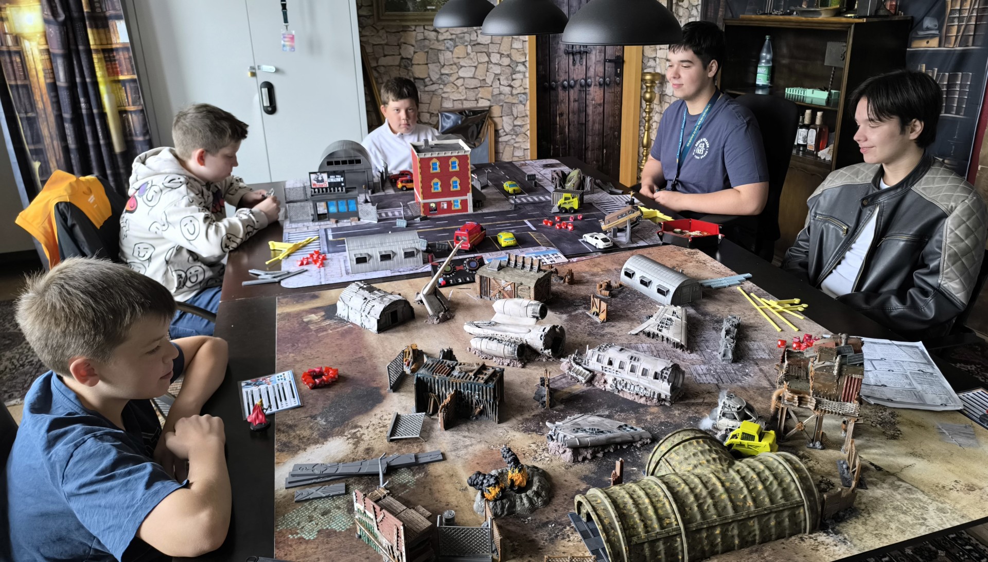 Basteln und Spielen im Tabletop-Kurs