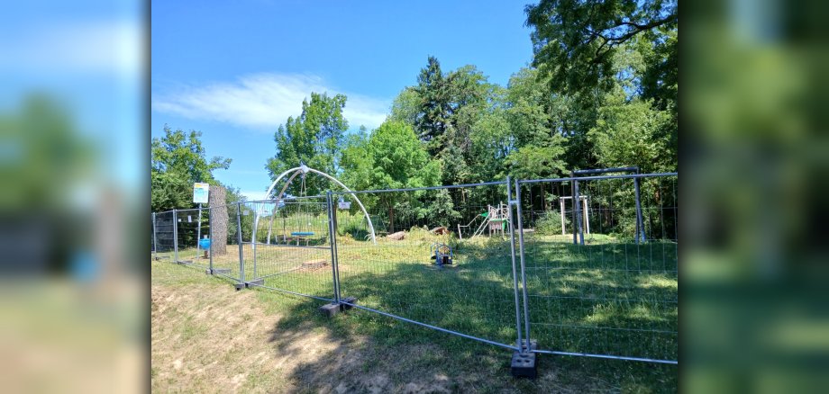 Spielplatz Heubach gesperrt