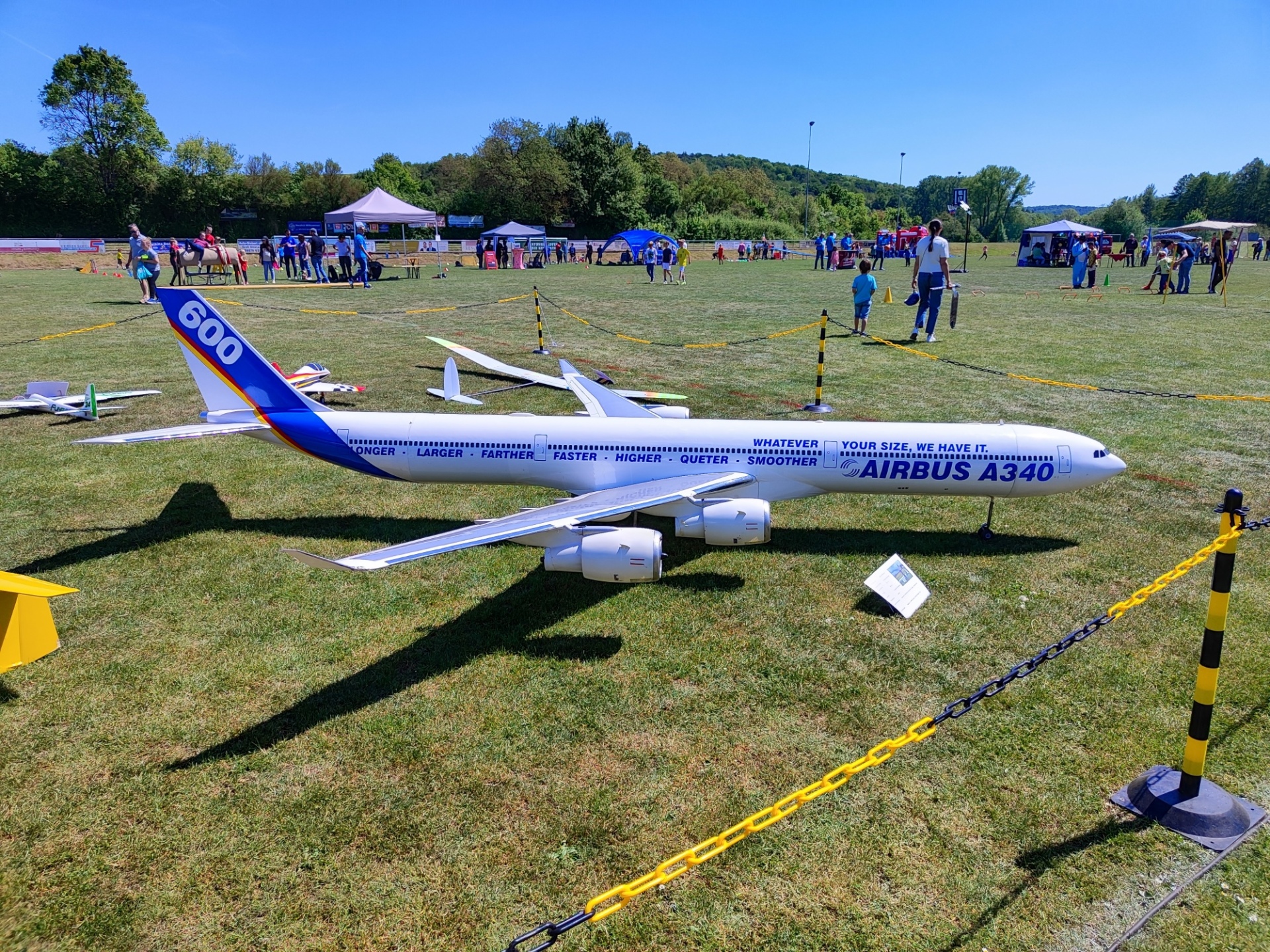Foto: Modellflugzeug Airbus A340