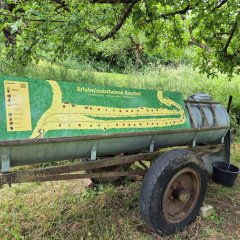 Hinweisschild Erlebnisobstwiese