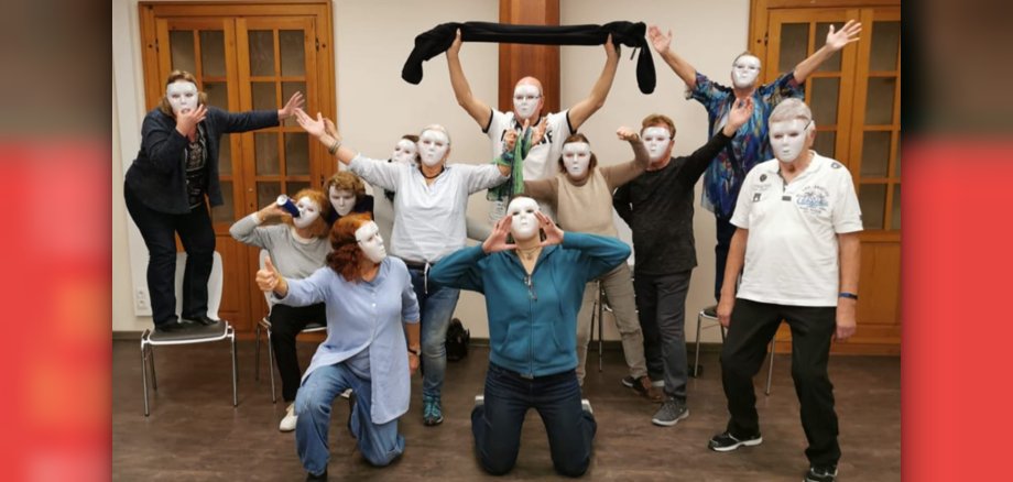 Plakat Theaterworkshop - Theater einfach mal ausprobieren mit Bild