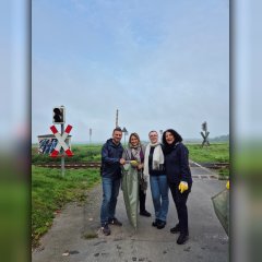 Bürgermeister René Kirch mit Lehrerinnen der Wendelinusschule 