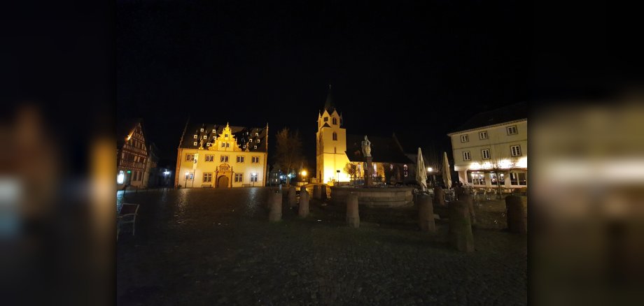 Marktplatz bei Nacht
