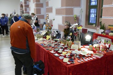 Stand bei Hobbykünstlerausstellung