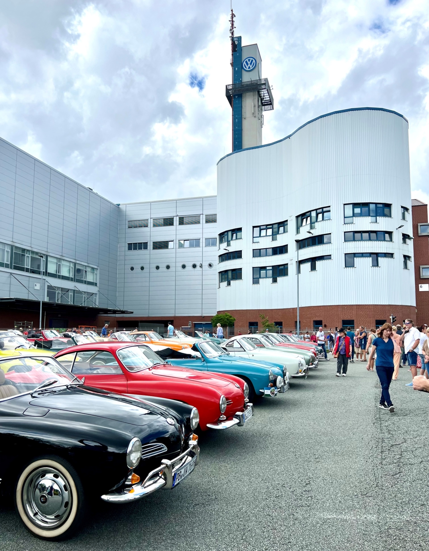 Auf dem Parkplatz bei VW-Karmann in Osnabrück anl. 70 Jahr Feier 13.07.2025