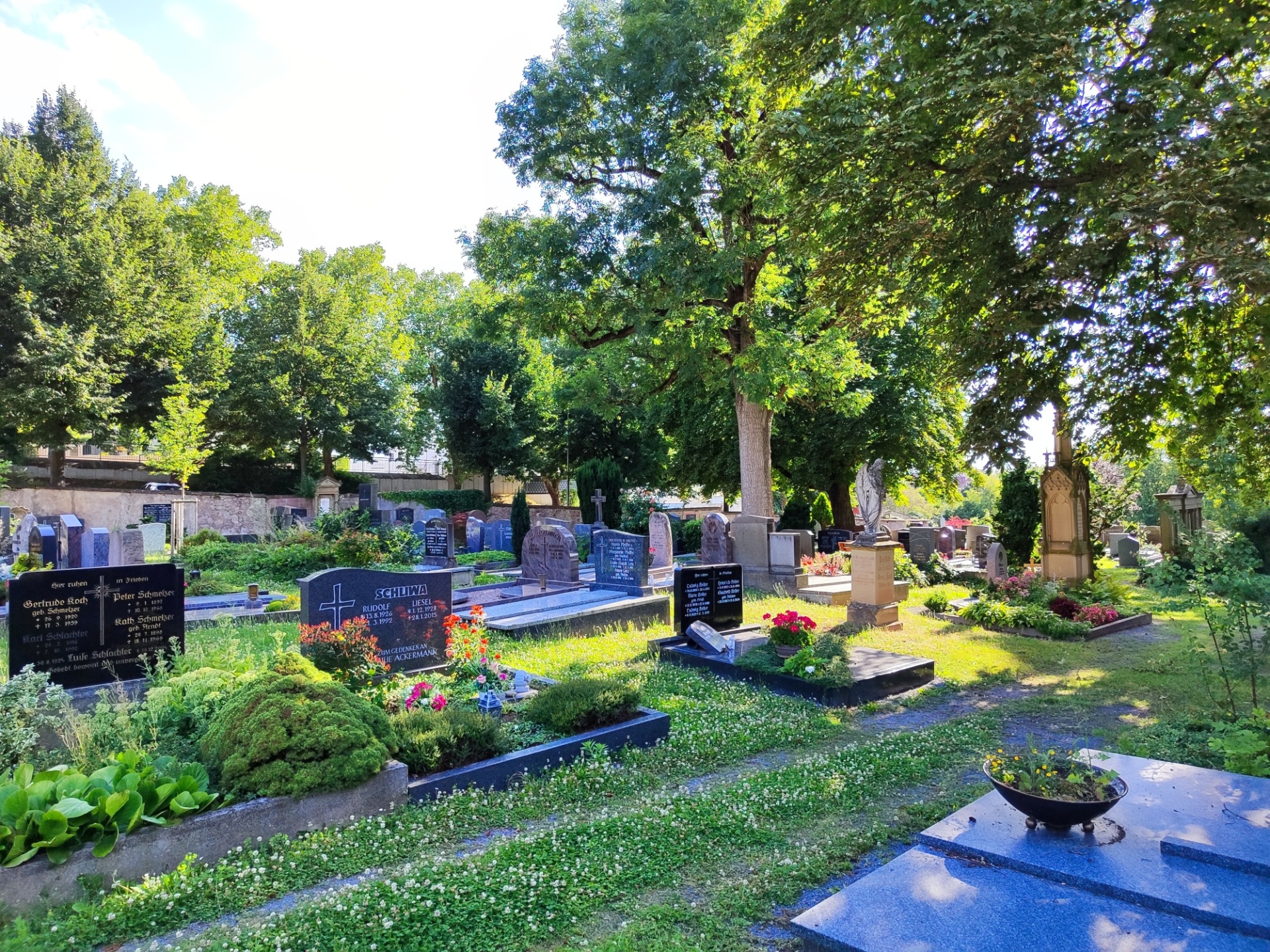 Stadtfriedhof