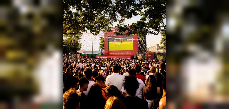 Public Viewing beim Fußball