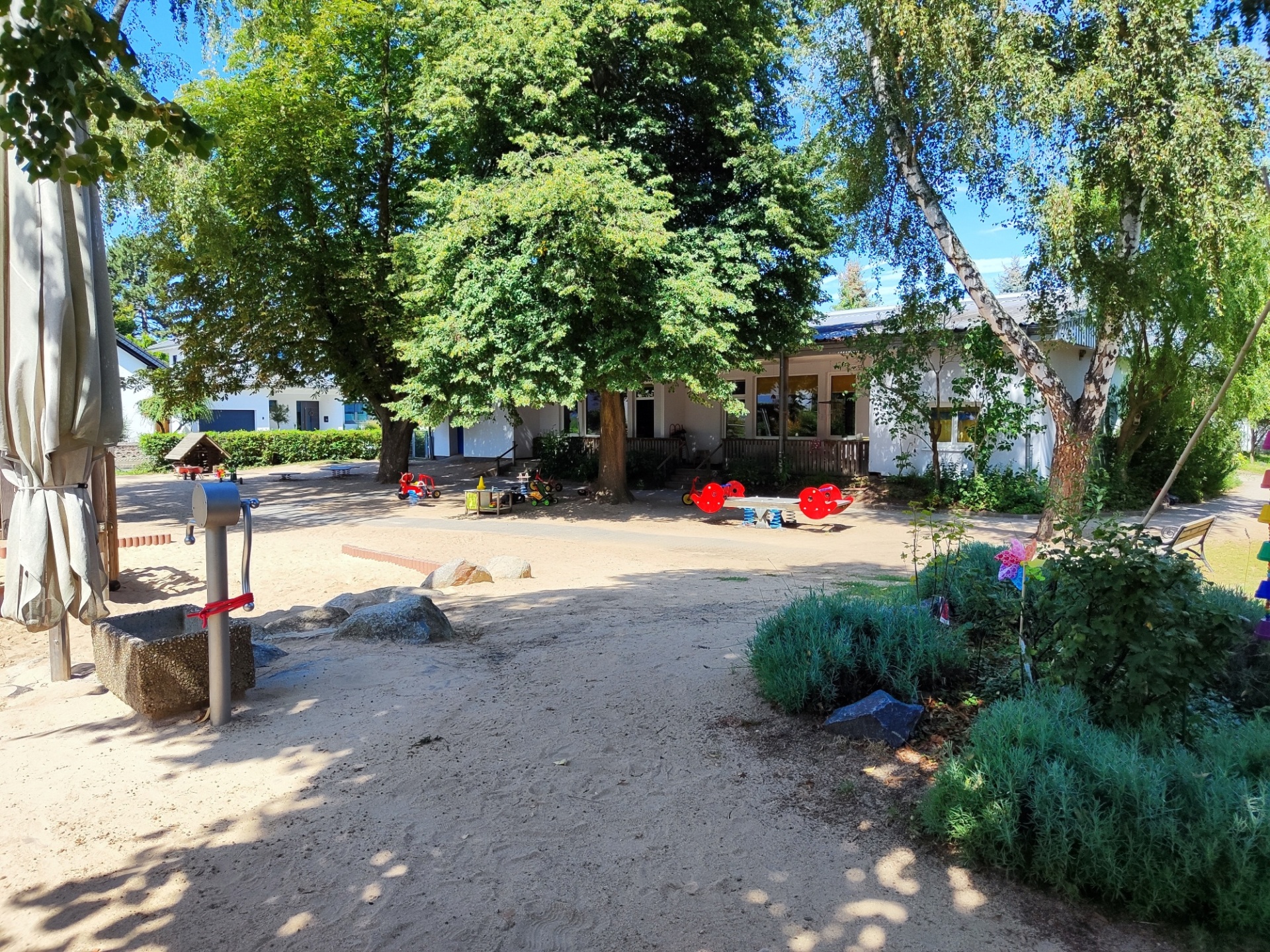 Spielplatz an Kindergarten