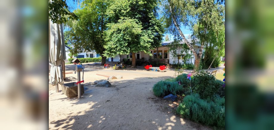 Spielplatz an Kindergarten