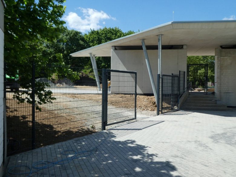 Zufahrt Technikgebäude